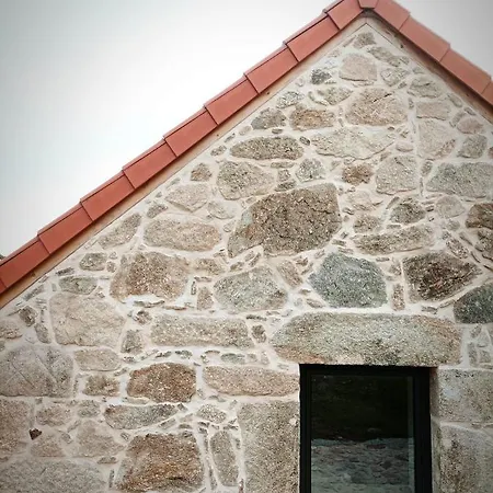 Casas Japoneiras * Paredes de Coura