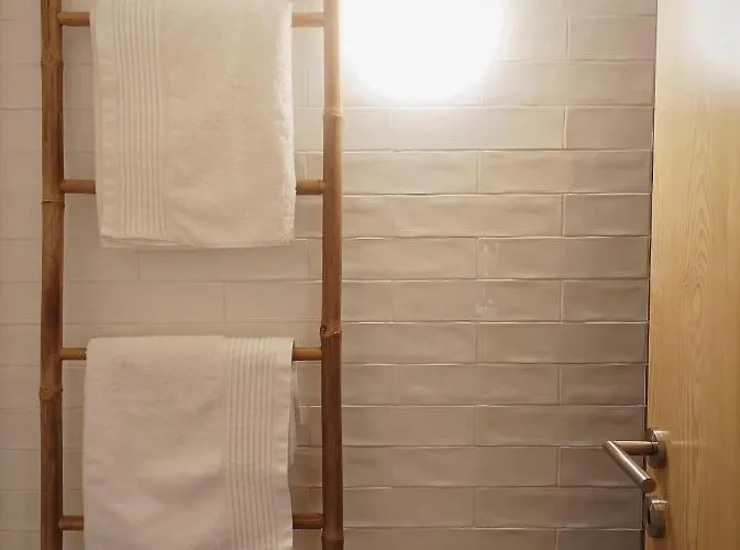 Casas Japoneiras Paredes de Coura