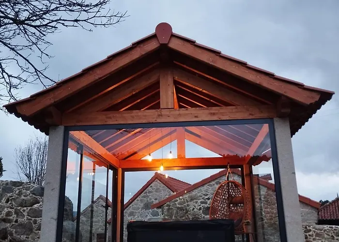 Casas Japoneiras Paredes de Coura