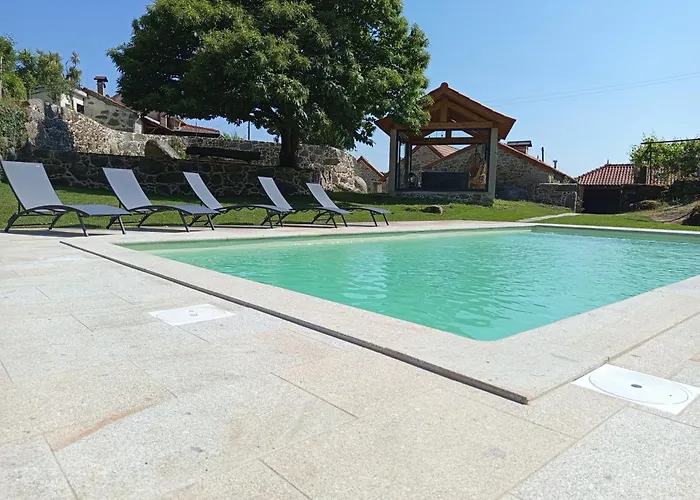 Casas Japoneiras * Paredes de Coura